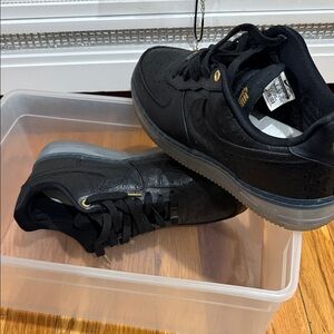 Nike Men's Black and Gray Sneakers